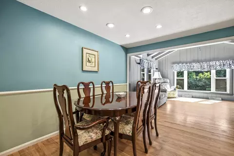 186 Berkeley Ave, Lowell, MA 01852 photo 7