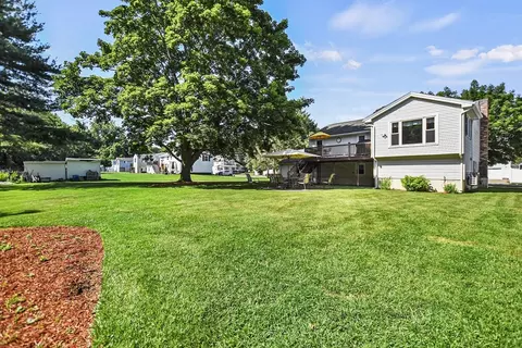 186 Berkeley Ave, Lowell, MA 01852 photo 33