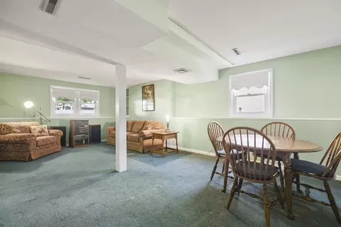 186 Berkeley Ave, Lowell, MA 01852 photo 23