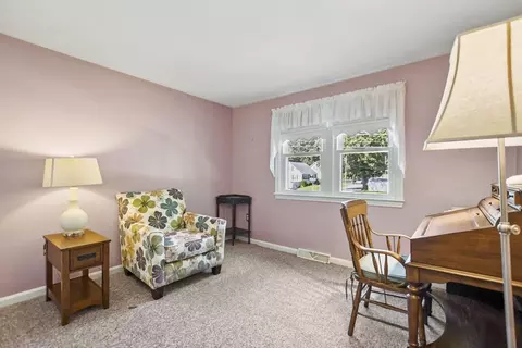 186 Berkeley Ave, Lowell, MA 01852 photo 14