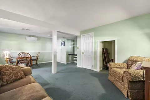 186 Berkeley Ave, Lowell, MA 01852 photo 24