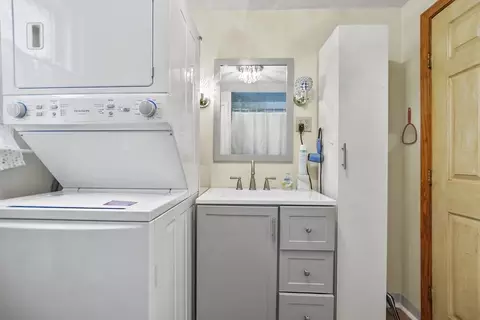 82 Cedar St, Everett, MA 02149 photo 16