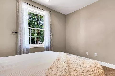 Bedroom - 87 Prudential Rd, Worcester, MA 01606 photo 8 of 8