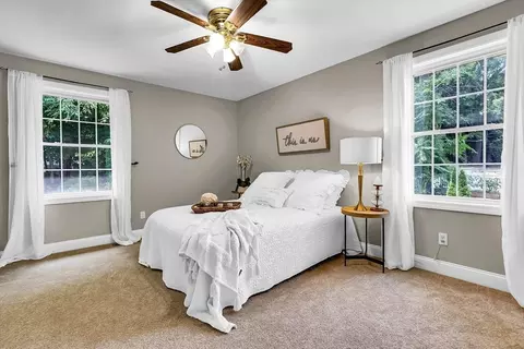 Bedroom - 87 Prudential Rd, Worcester, MA 01606 photo 1 of 8