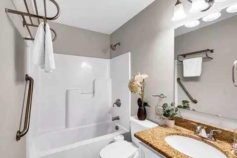 Bath - 87 Prudential Rd, Worcester, MA 01606 photo 2 of 3