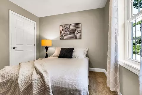 Bedroom - 87 Prudential Rd, Worcester, MA 01606 photo 7 of 8