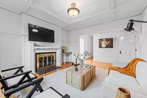 236 Rawson Rd #5, Brookline, MA 02445