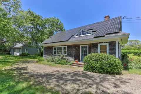 231 Crowell Rd, Chatham, MA 02633