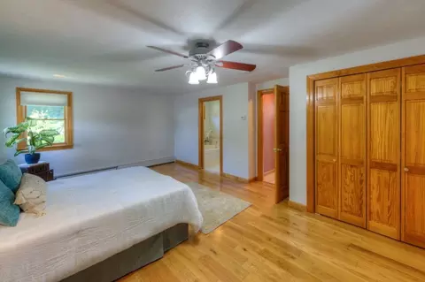 Bedroom - 20 Falcon St, Worcester, MA 01603 photo 5 of 10