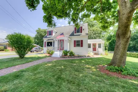 Exterior - 20 Falcon St, Worcester, MA 01603 photo 2 of 9