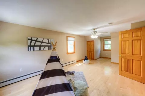 Bedroom - 20 Falcon St, Worcester, MA 01603 photo 10 of 10