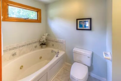 Bath - 20 Falcon St, Worcester, MA 01603 photo 4 of 4