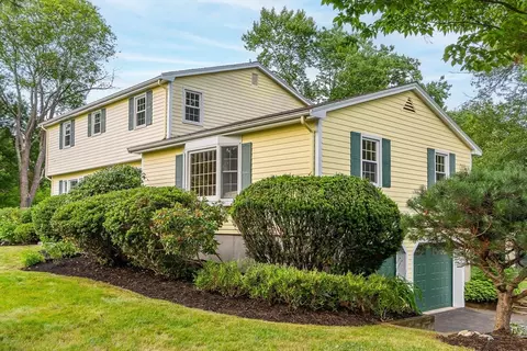 36 Flint Rd, Acton, MA 01720 photo 2