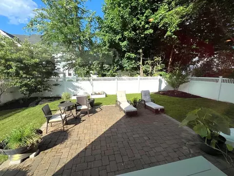 26 Mills Rd, Needham, MA 02494 photo 37