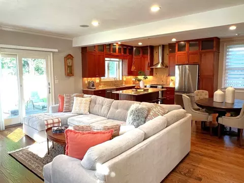 26 Mills Rd, Needham, MA 02494 photo 5