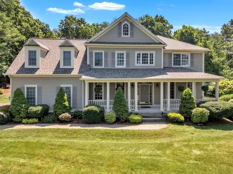 51 Tanglewood Rd, Amherst, MA 01002