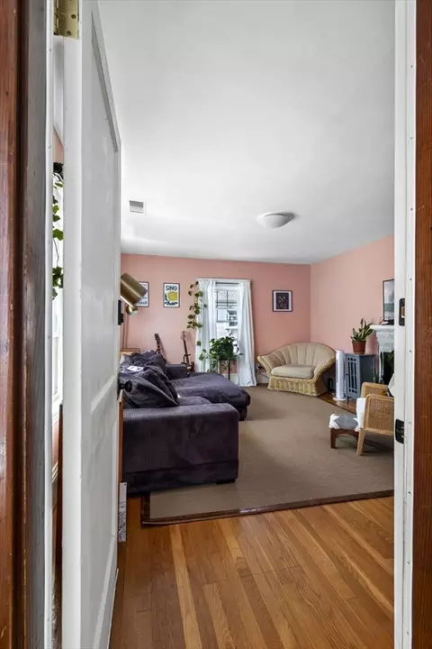 Entry Way - 45 Sohier Rd #2, Beverly, MA 01915 photo 1 of 3