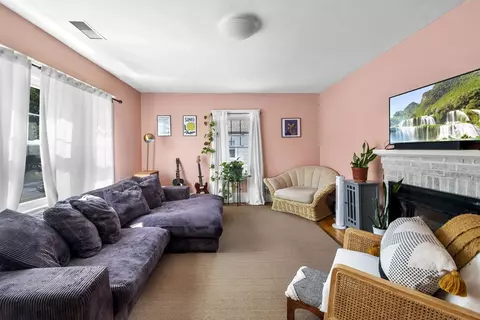 Living - 45 Sohier Rd #2, Beverly, MA 01915 photo 5 of 5