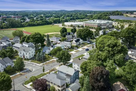 View/Area - 45 Sohier Rd #2, Beverly, MA 01915 photo 3 of 4
