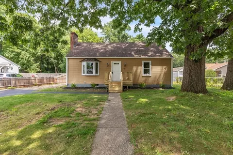 51 Blanchard St, Chicopee, MA 01020