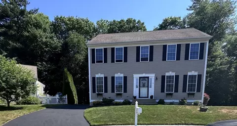 4 Jennifer Ln, New Bedford, MA 02745