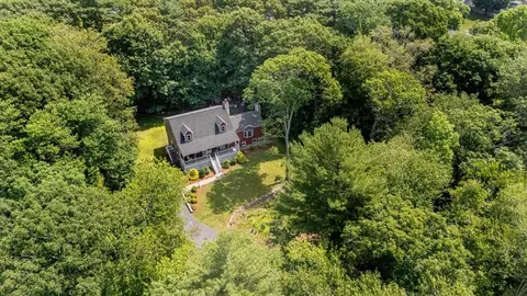 50 Three Rivers Dr, Bridgewater, MA 02324