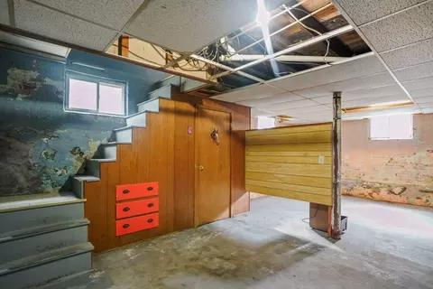 Entry Way - 14 Third St, Attleboro, MA 02703 photo 1 of 1