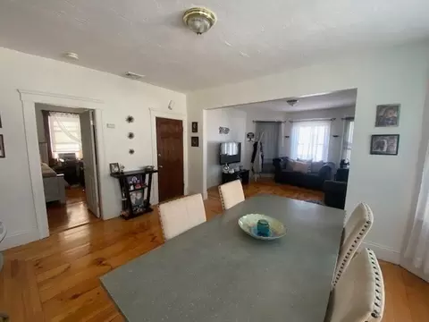 5 Chrome St, Worcester, MA 01604 photo 8