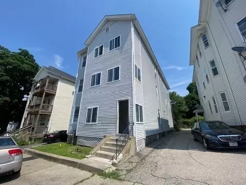 5 Chrome St, Worcester, MA 01604 photo 5