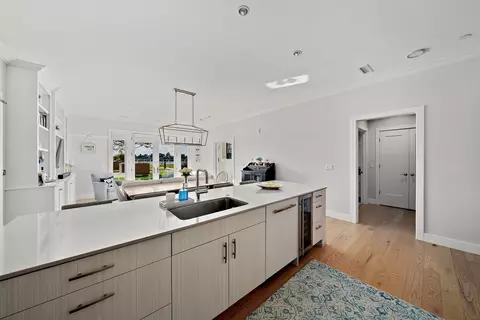 10 Shipyard Dr #209, Hingham, MA 02043 photo 2