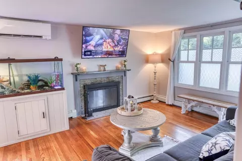 19 Marc Ave, Barnstable, MA 02632 photo 9