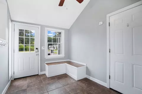 Entry Way - 65 Bartels St, Springfield, MA 01128 photo 1 of 8