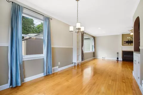 Living - 65 Bartels St, Springfield, MA 01128 photo 9 of 9