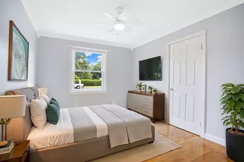Bedroom - 65 Bartels St, Springfield, MA 01128 photo 6 of 9