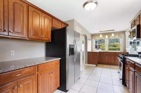 Kitchen - 65 Bartels St, Springfield, MA 01128 photo 2 of 3