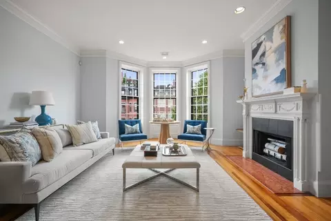 110 Marlborough St #PH, Boston, MA 02116