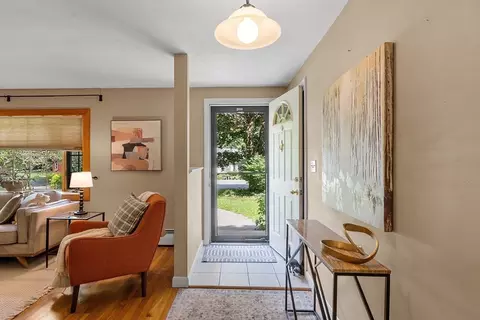 42 Oneida Rd, Acton, MA 01720 photo 4