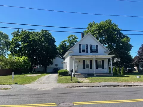 39 Jackson St, Taunton, MA 02780