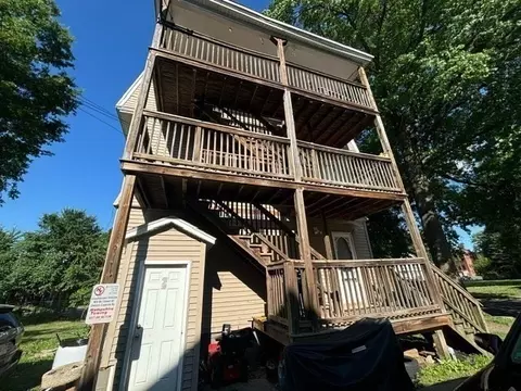 Exterior - 524-526 Plainfield St, Springfield, MA 01107 photo 6 of 7