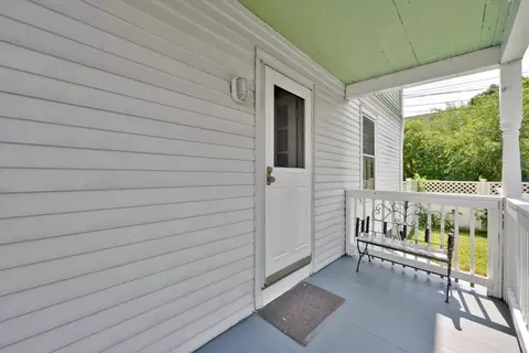96 Garfield St, Springfield, MA 01108 photo 8