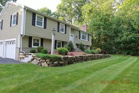 6 Talbot Rd, Andover, MA 01810