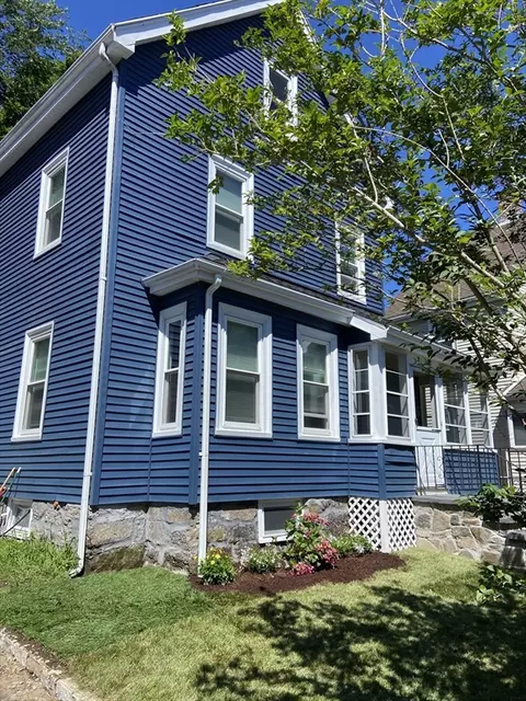 4 Wilkins Pl, Boston, MA 02131