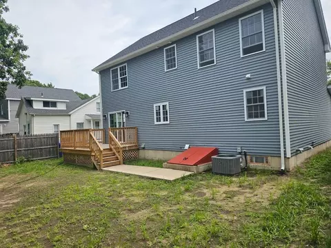 32 Emily, Springfield, MA 01109 photo 15