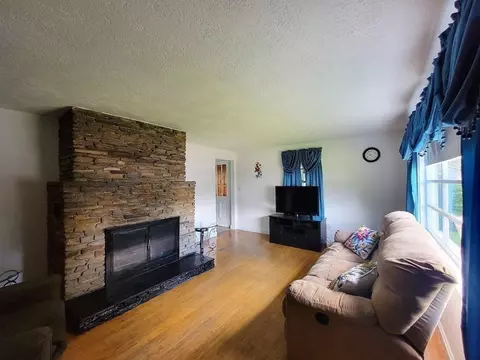 Living - 52 Ella St, Athol, MA 01331 photo 3 of 3