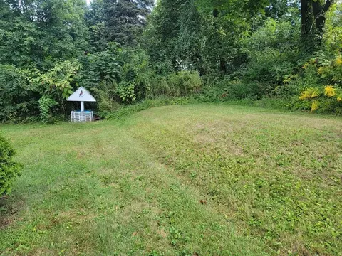 Exterior - 52 Ella St, Athol, MA 01331 photo 5 of 8