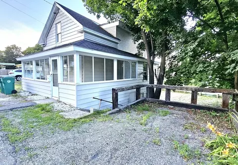 950 Water St, Fitchburg, MA 01420
