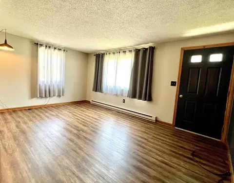 Living - 12 Surrey Ln, Webster, MA 01570 photo 2 of 2
