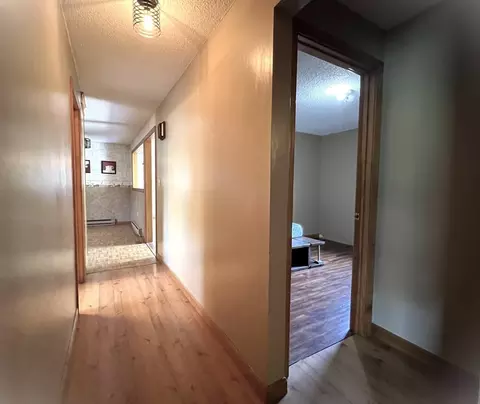 Entry Way - 12 Surrey Ln, Webster, MA 01570 photo 2 of 3