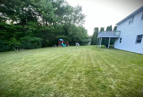 Exterior - 12 Surrey Ln, Webster, MA 01570 photo 8 of 9