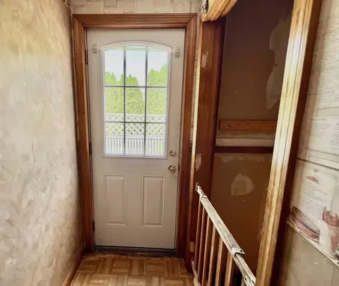 Entry Way - 12 Surrey Ln, Webster, MA 01570 photo 1 of 3